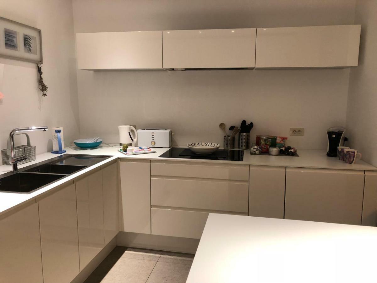 Home Bruges Cosy Comfort Modern Couple Privacy Walking Distance City Center Kitchen Terrace Garden Luaran gambar